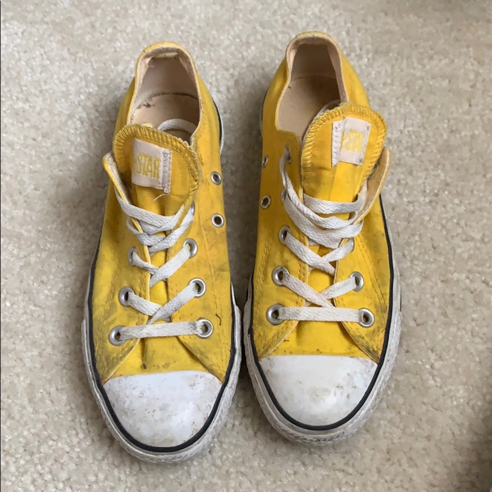 Converse All star yellow shoes